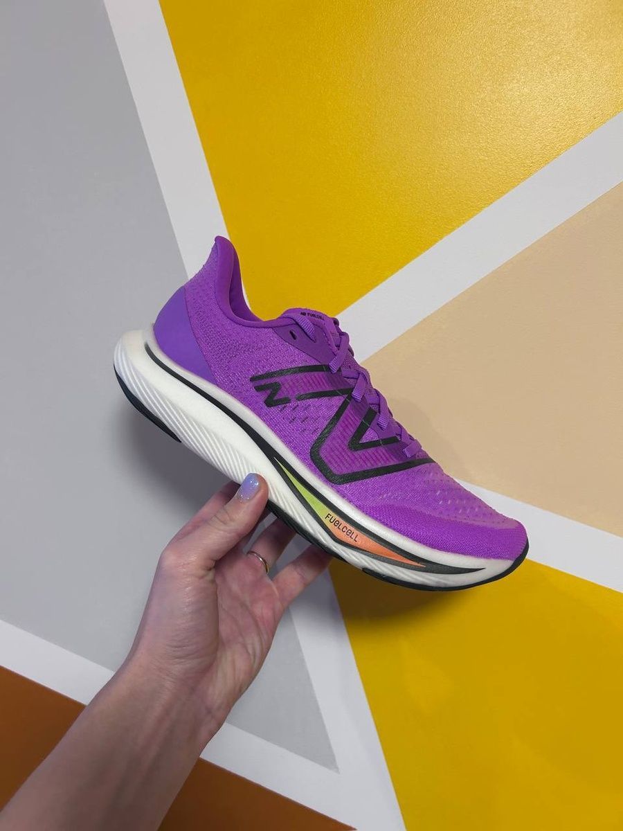 Кросівки New Balance Fuel Cell Rebel v3 WFCXCR3 фото