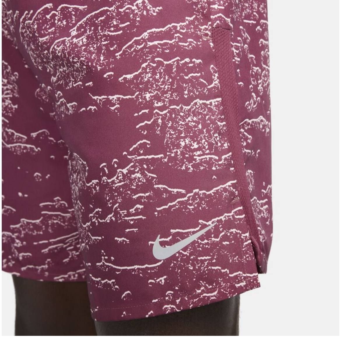 Шорти з вшитими плавками nike dri fit run division challenger DV9265-653 фото