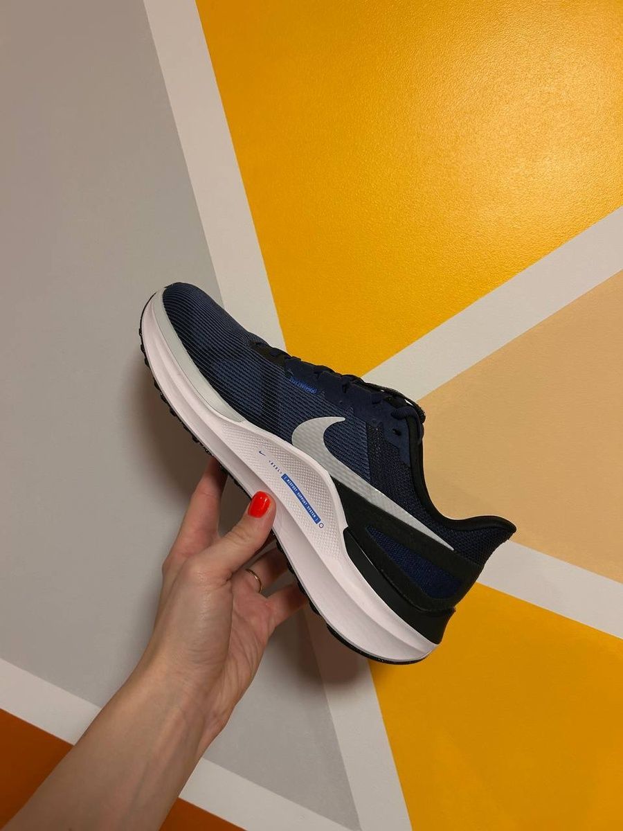 Кросівки Nike air zoom structure 25 DJ7883-400 фото