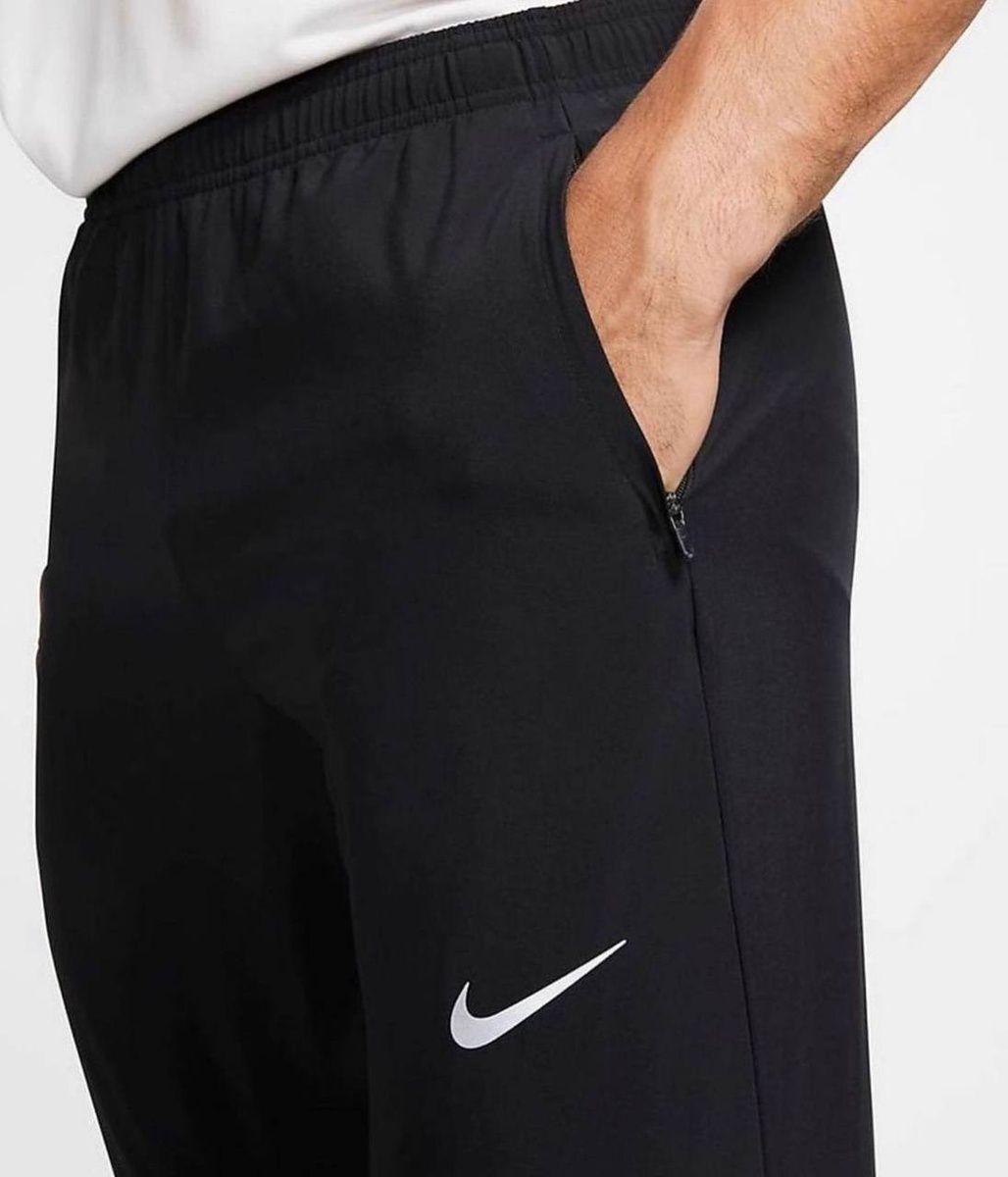 Штани Nike Essential Woven Pant BV4833-010 фото