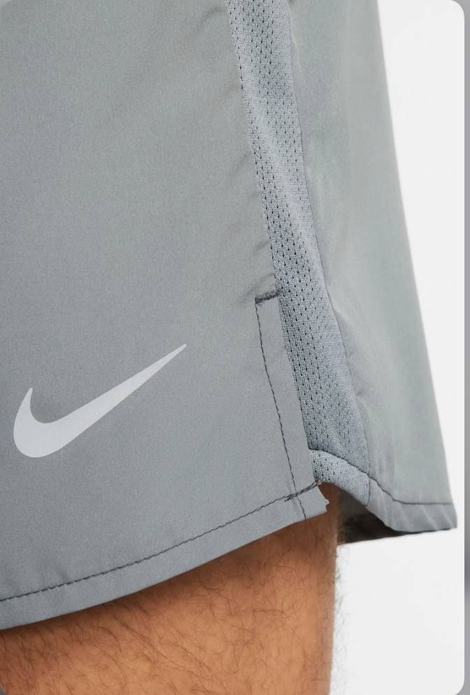 Шорти nike dri fit challenger running short DV9359-084 фото
