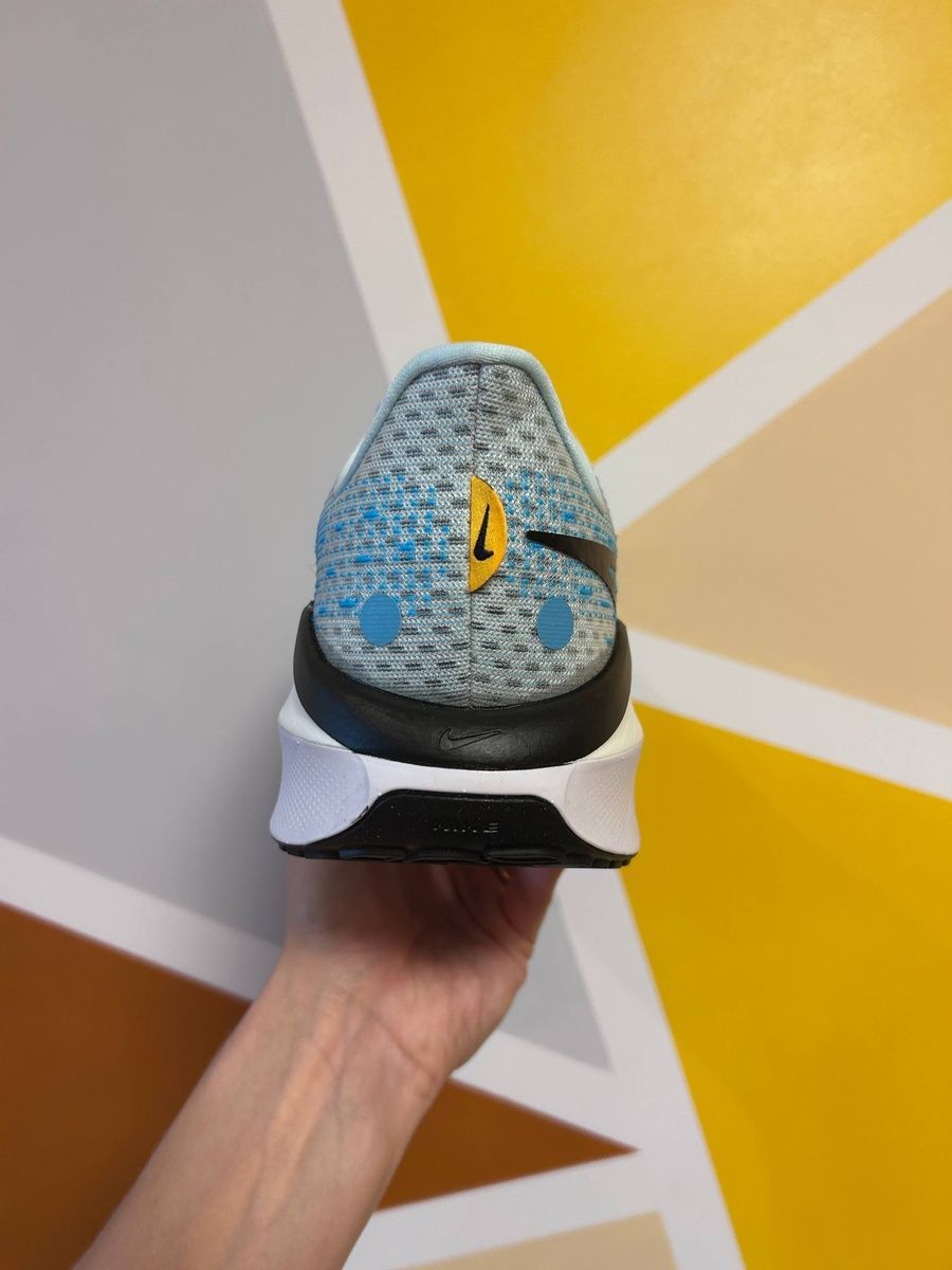 Кросівки Nike vomero 17 FB1309-401 фото