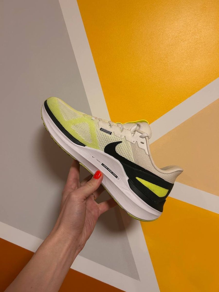 Кросівки Nike Air Zoom Structure 25 DJ7883-100 фото
