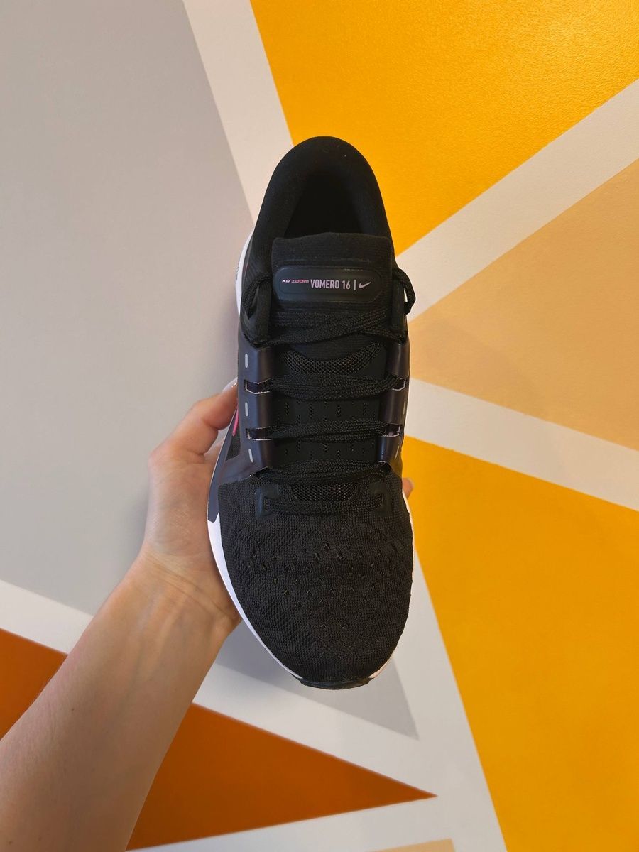 Кросівки Nike Air Zoom Vomero 16 DA7698-002 фото