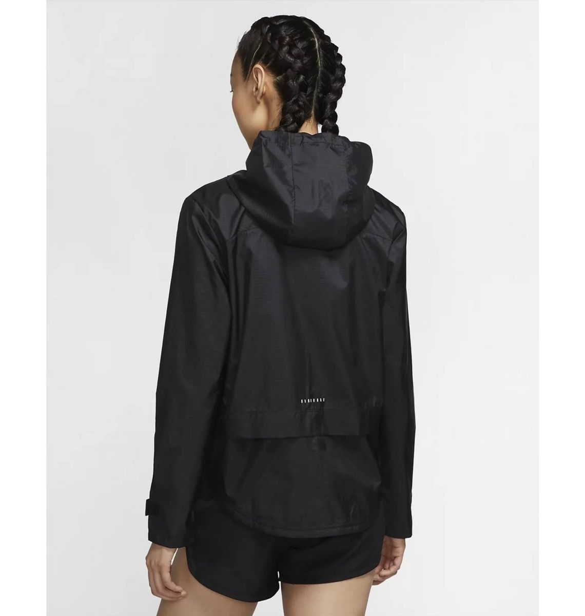 Вітровка Nike Essential Jacket CU3217-010 фото