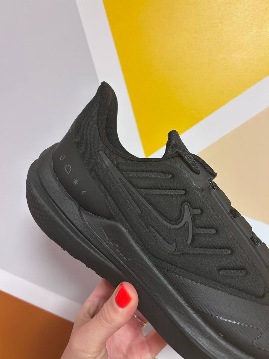 Кросівки nike air winflo shield DM1106-007 фото