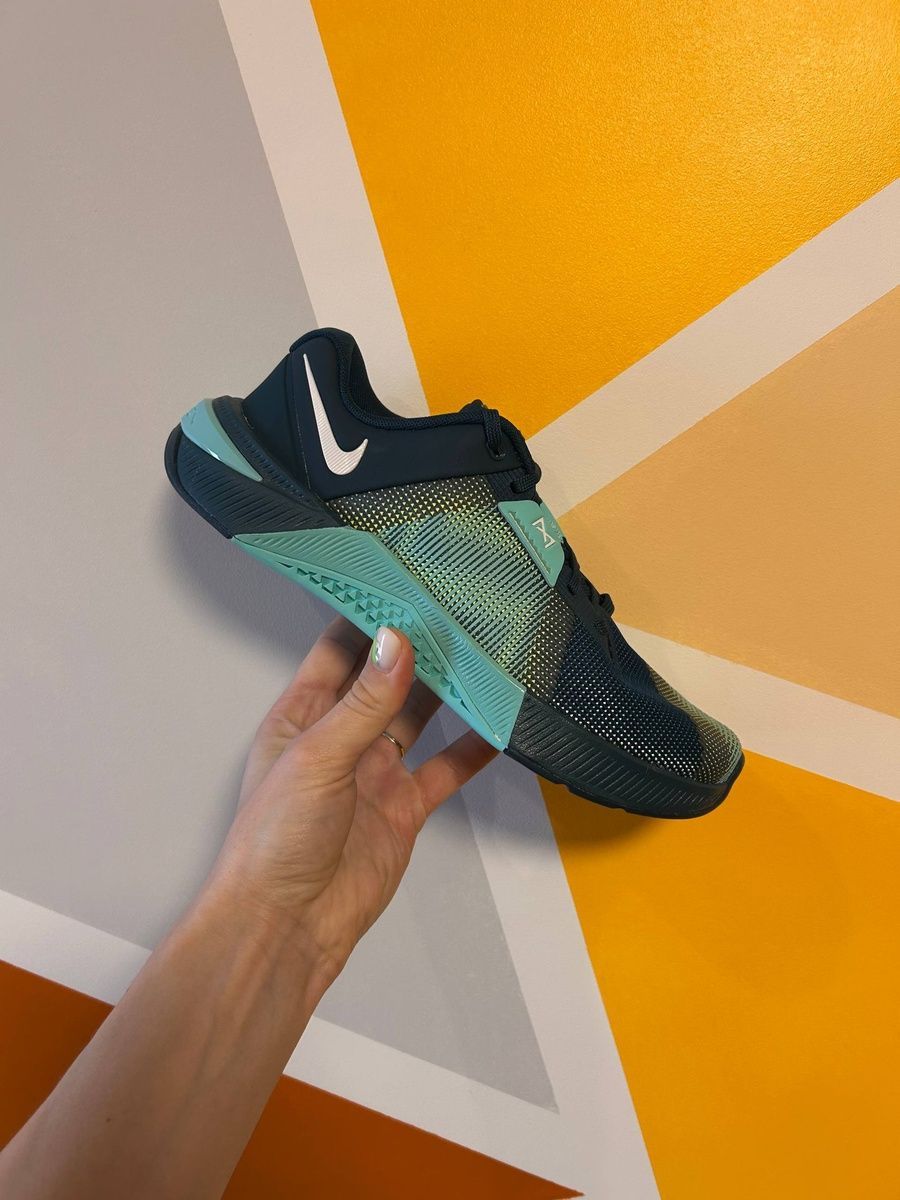 Кросівки Nike metcon 10 HQ2620-300 фото