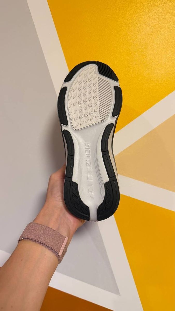 Кросівки Nike Pegasus 42 GS IR4146-100 фото