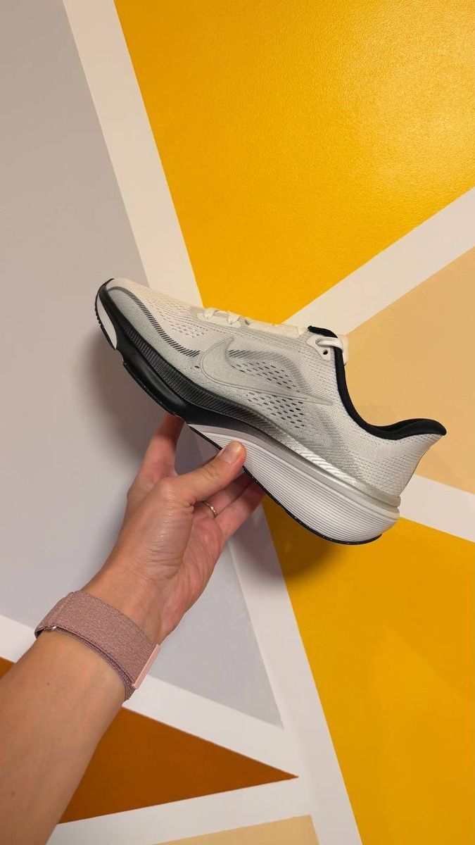 Кросівки Nike Pegasus 42 GS IR4146-100 фото