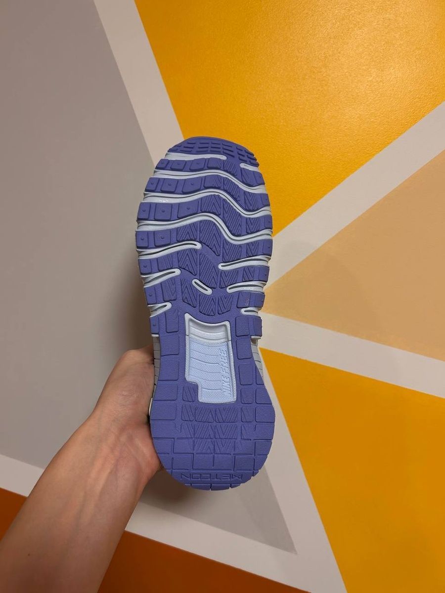 Кросівки Nike Free Metcon 6 IB6902-400 фото