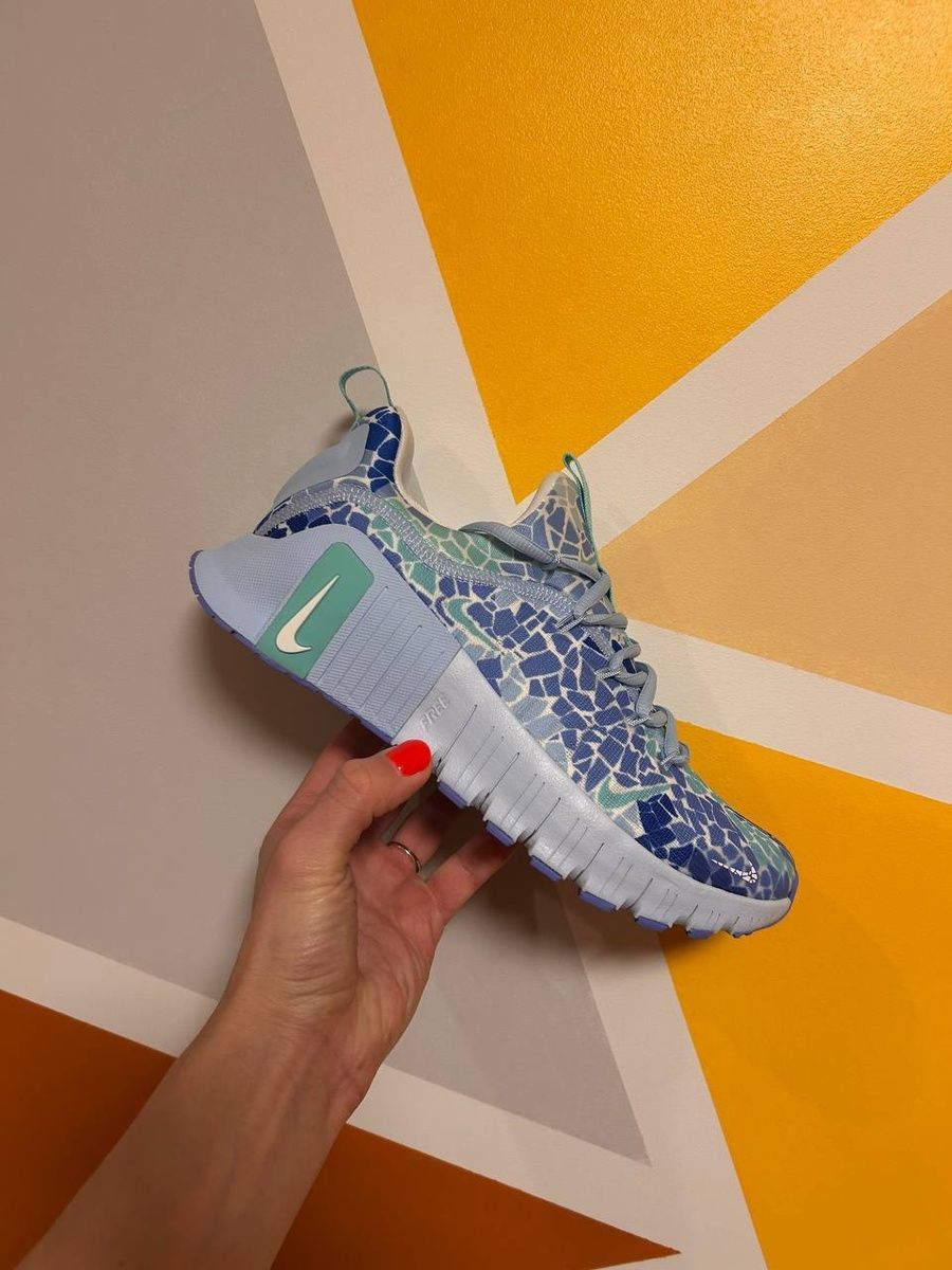 Кросівки Nike Free Metcon 6 IB6902-400 фото