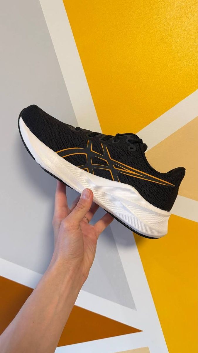 Кросівки Asics Versablast 4 1011B984-004 фото
