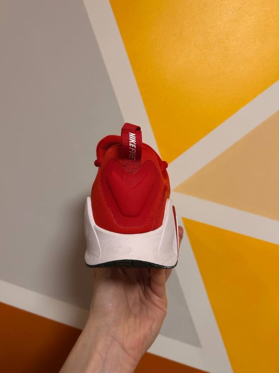 Кросівки Nike Free Metcon 6 FJ7126-604 фото