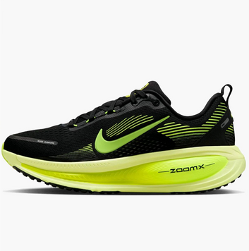 Кросівки Nike Vomero 18 HQ2157-300 фото