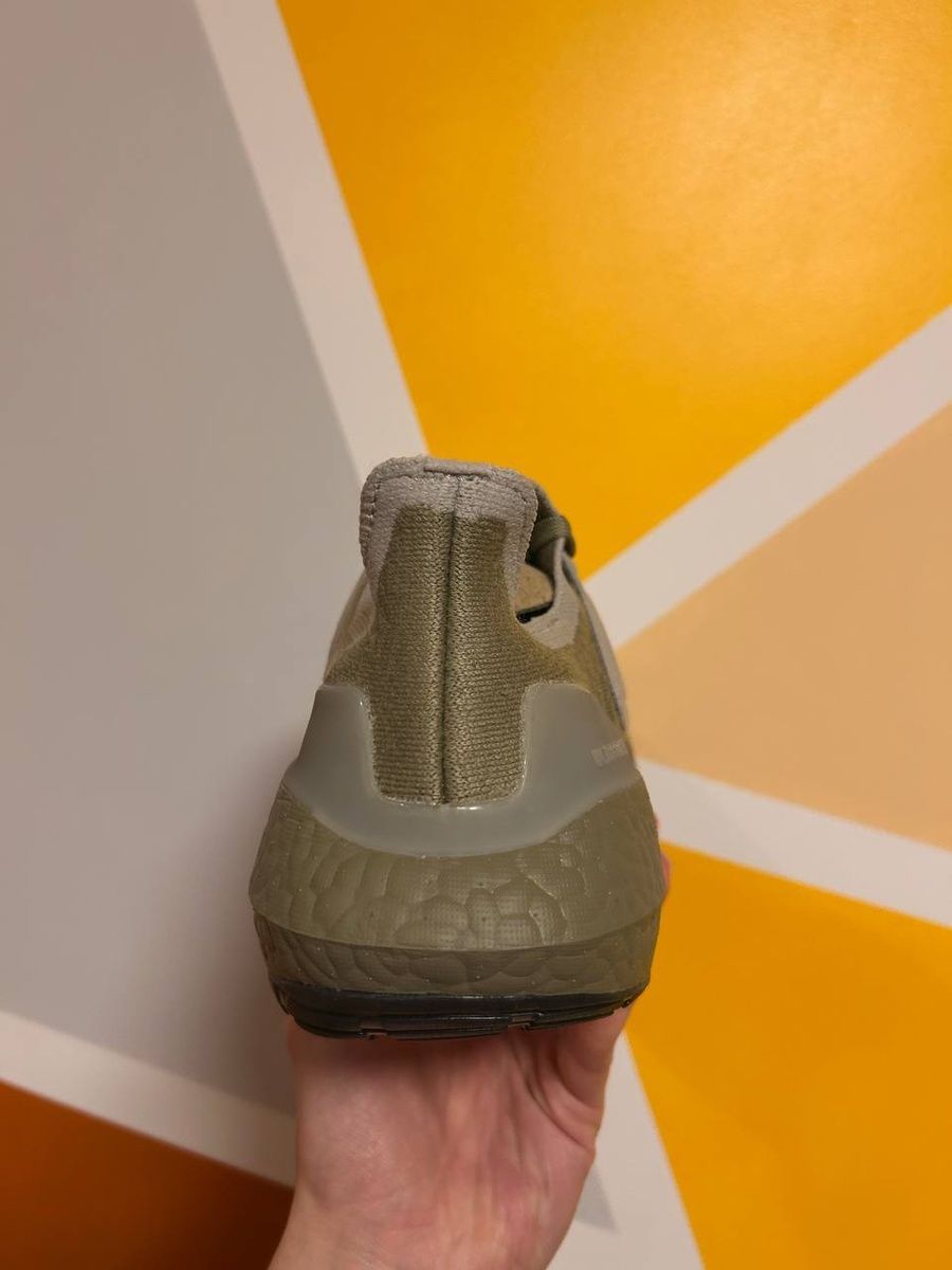 Кросівки Adidas ultraboost 22 GX9140 фото