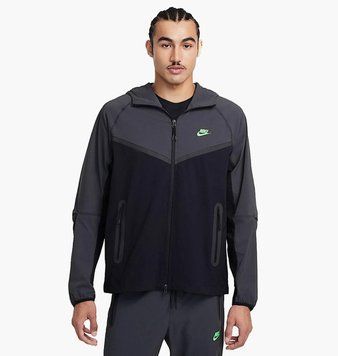Вітровка Nike Tech Woven HM7151-013 фото