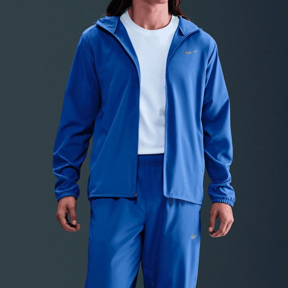 Вітровка Nike Form Dri-FIT Hooded Versatile Jacket FB7482-411 фото