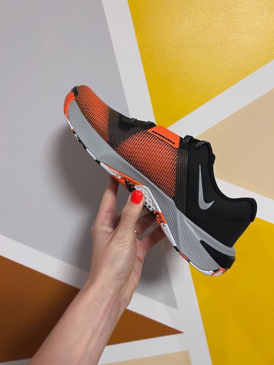 Кросівки Nike metcon 10 HJ1875-005 фото
