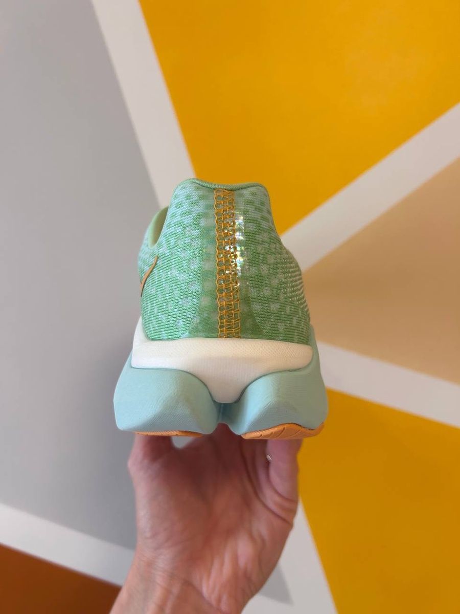 Кросівки HOKA ONE ONE Mach X 1141451 LGSO фото