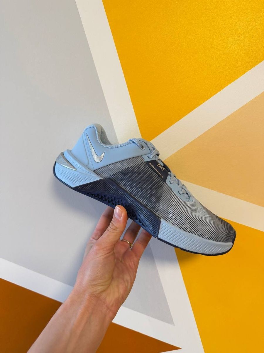 Кросівки Nike metcon 10 HQ2620-400 фото